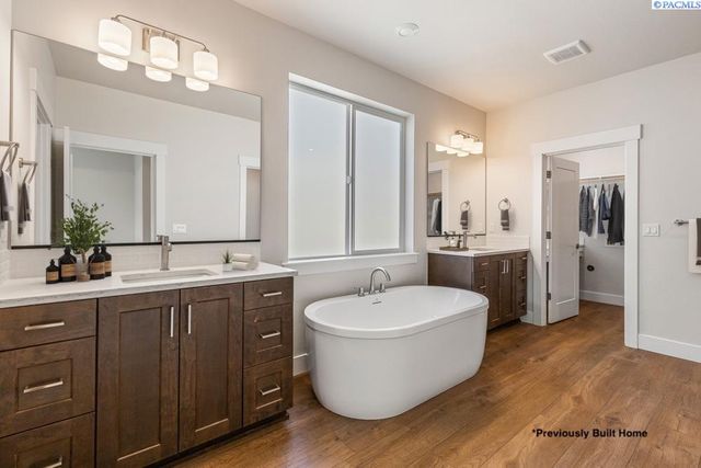 2918 Merak Road, Richland, WA 99354