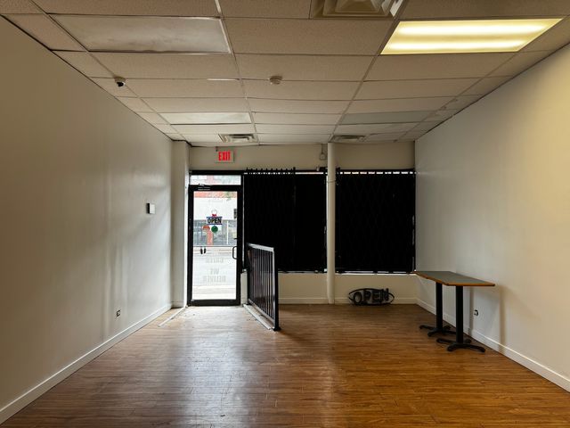 329 Howard Street, Evanston, IL 60202