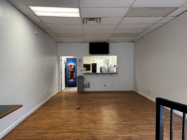 329 Howard Street, Evanston, IL 60202