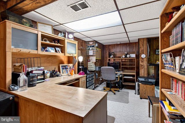469 LIVINGSTON DR, Hightstown, NJ 08520