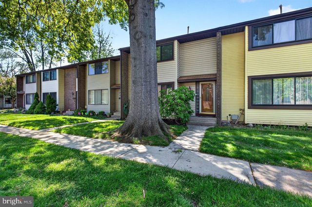 469 LIVINGSTON DR, Hightstown, NJ 08520