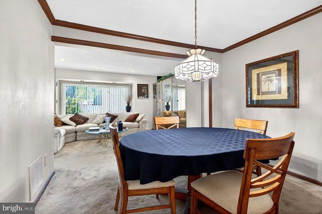 469 LIVINGSTON DR, Hightstown, NJ 08520