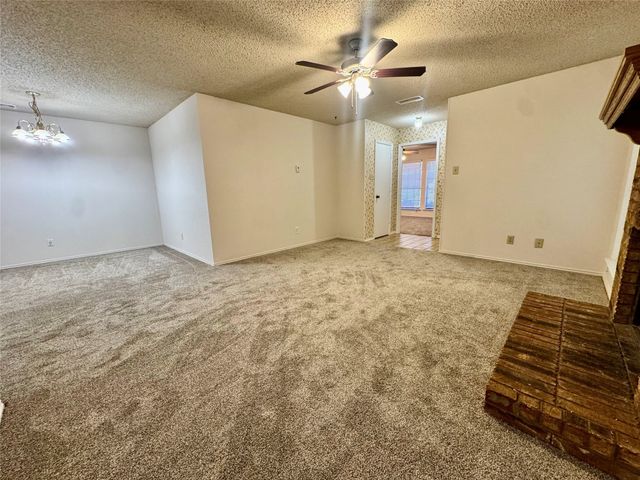 1904 Spindletop Drive, Duncanville, TX 75137