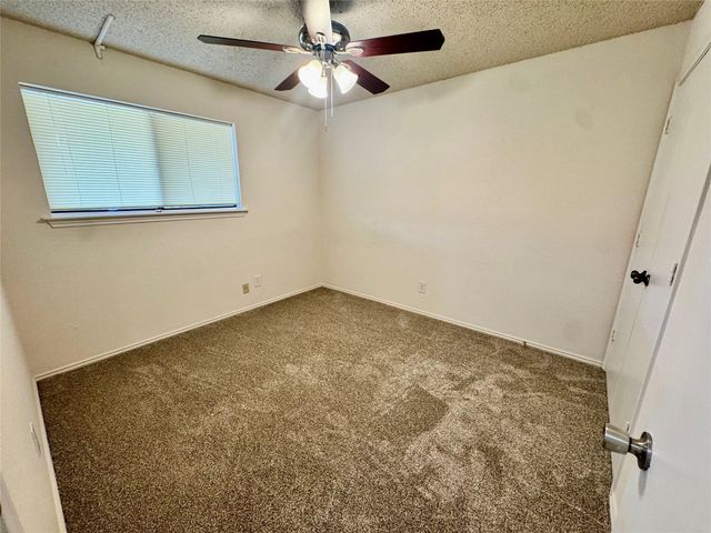 1904 Spindletop Drive, Duncanville, TX 75137