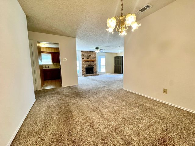 1904 Spindletop Drive, Duncanville, TX 75137