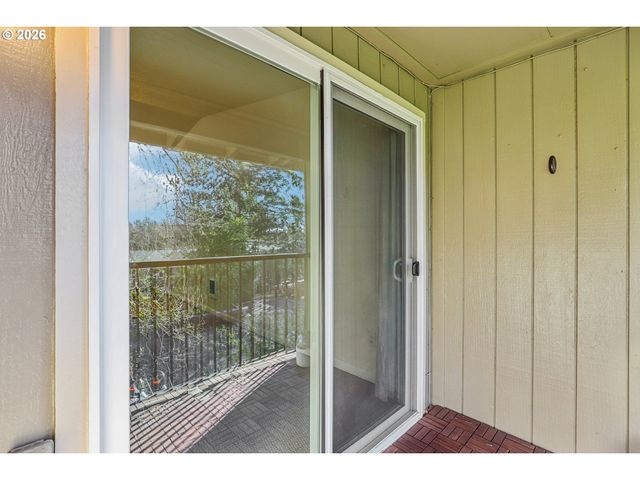 2680 Sw 87TH Ave 5, Portland, OR 97225