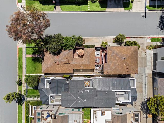 501 Poinsettia Avenue, Corona Del Mar, CA 92625
