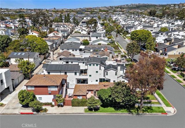 501 Poinsettia Avenue, Corona Del Mar, CA 92625