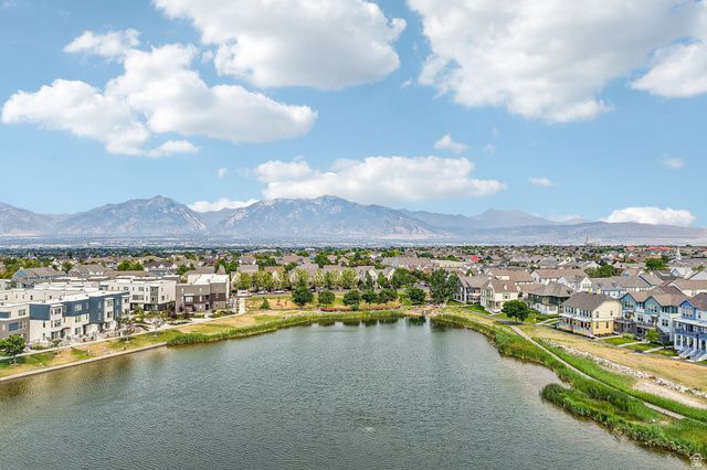 4467 W HARVEST SUN LN, South Jordan, UT 84009