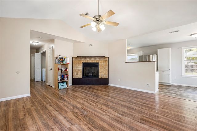 1383 McClelland Road, Elkins, AR 72727
