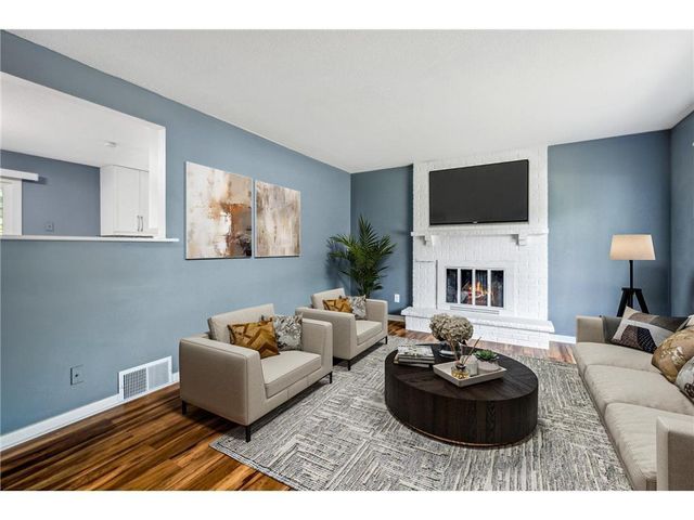 10724 Wren Street NW, Coon Rapids, MN 55433