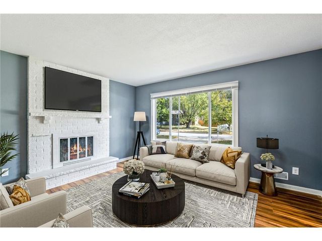 10724 Wren Street NW, Coon Rapids, MN 55433