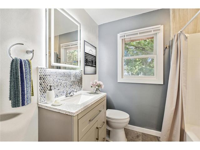 10724 Wren Street NW, Coon Rapids, MN 55433