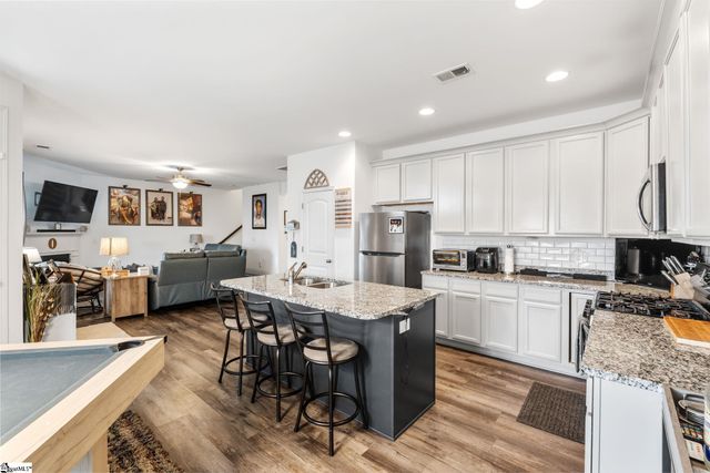 337 Barnhill Court, Greenville, SC 29617