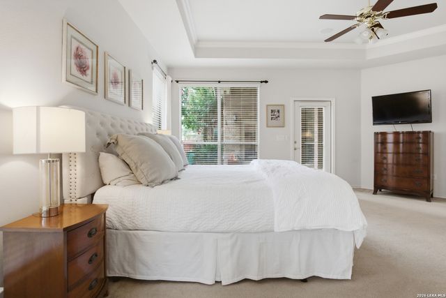 25 Stoneleigh Way, San Antonio, TX 78218