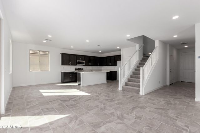 7499 E SWEET HONEY Lane, San Tan Valley, AZ 85143