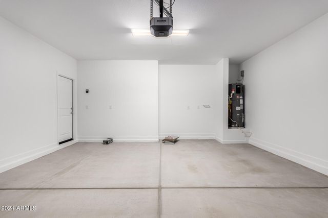 7499 E SWEET HONEY Lane, San Tan Valley, AZ 85143