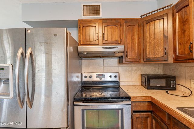 163 PERETZ Circle, Morristown, AZ 85342