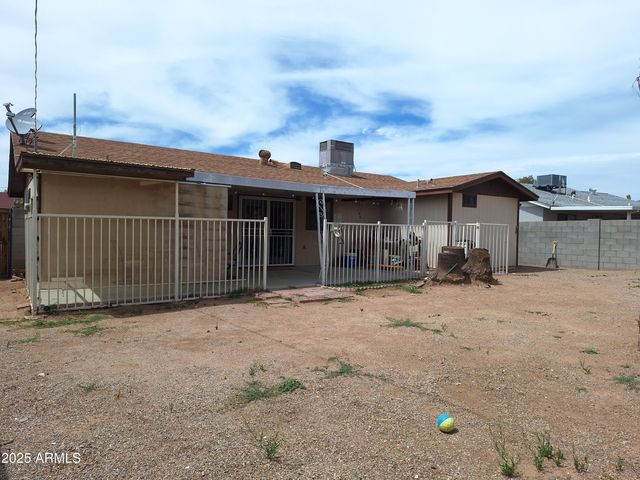 163 PERETZ Circle, Morristown, AZ 85342