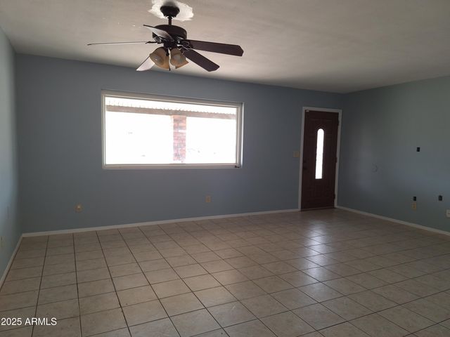 163 PERETZ Circle, Morristown, AZ 85342