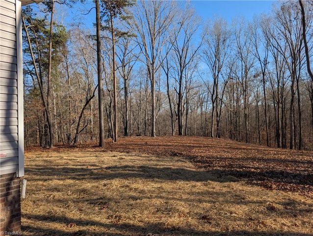 160 Tabernacle Church Road, Trinity, NC 27370