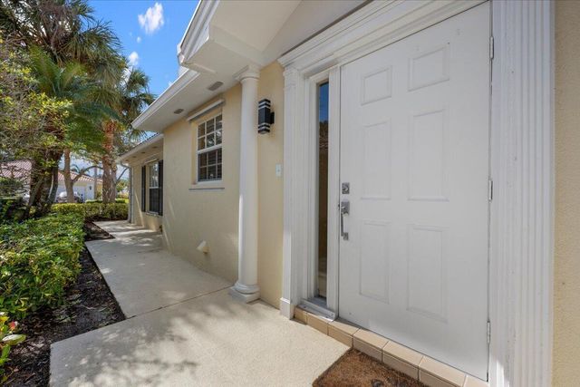3107 Verdmont Lane, Wellington, FL 33414