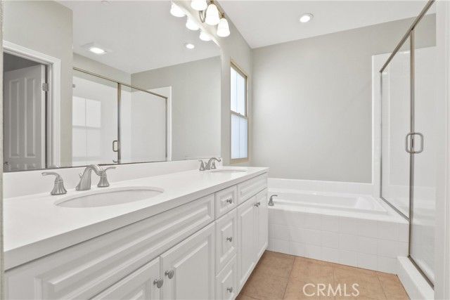 34 Talisman, Irvine, CA 92620