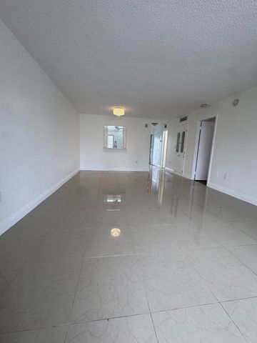 3849 NE 169TH 204, North Miami Beach, FL 33160