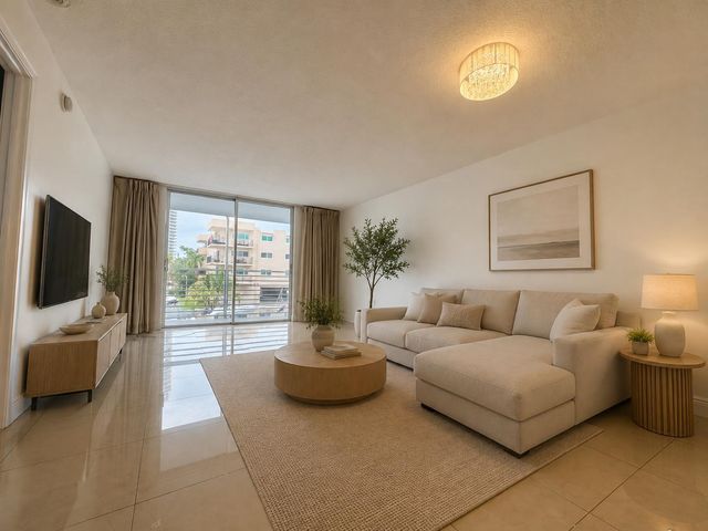 3849 NE 169TH 204, North Miami Beach, FL 33160
