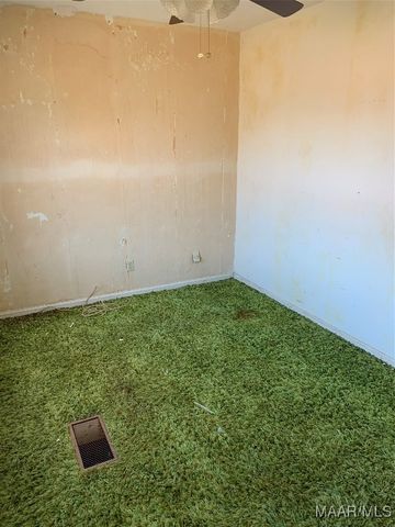 3600 Hunting Creek Road, Montgomery, AL 36116