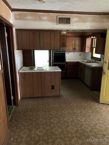 3600 Hunting Creek Road, Montgomery, AL 36116