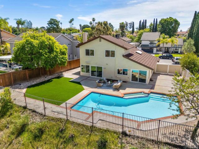 4508 Calle De Vida, San Diego, CA 92124
