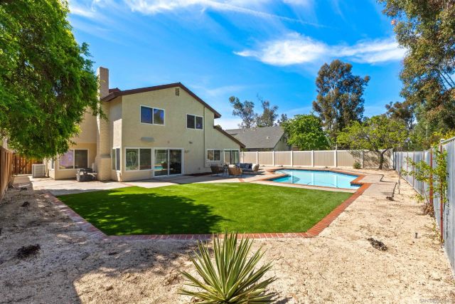 4508 Calle De Vida, San Diego, CA 92124