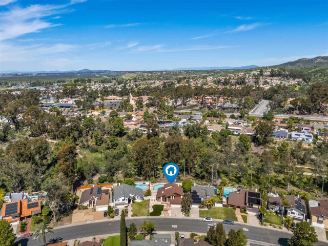 4508 Calle De Vida, San Diego, CA 92124