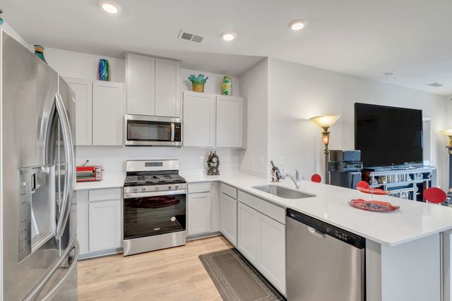 1806 Wellwood Ln, Lebanon, TN 37087