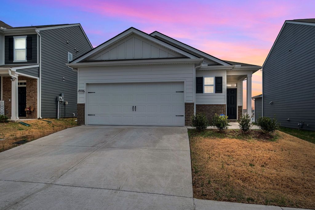 1806 Wellwood Ln, Lebanon, TN 37087