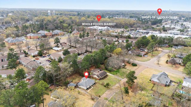 7953 WOODFORD LN, Germantown, TN 38138