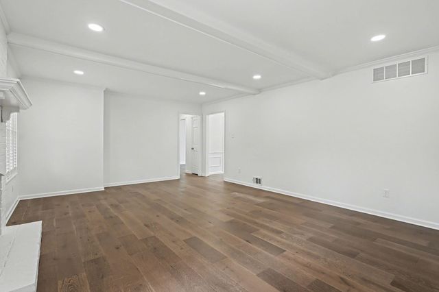 7953 WOODFORD LN, Germantown, TN 38138