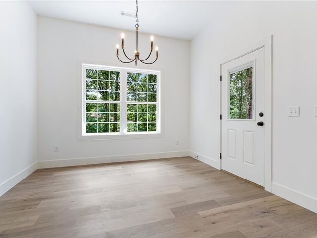 7 Dunwich Lane, Bella Vista, AR 72714
