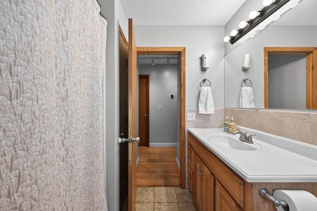 1791 Atlantic Street, Maplewood, MN 55109