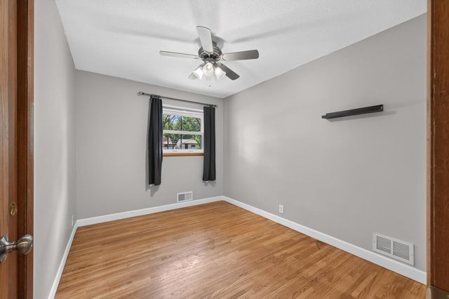 1791 Atlantic Street, Maplewood, MN 55109
