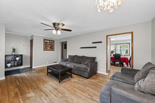 1791 Atlantic Street, Maplewood, MN 55109