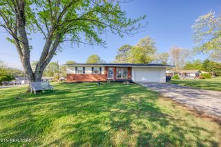 2101 Antietam Rd, Knoxville, TN 37917