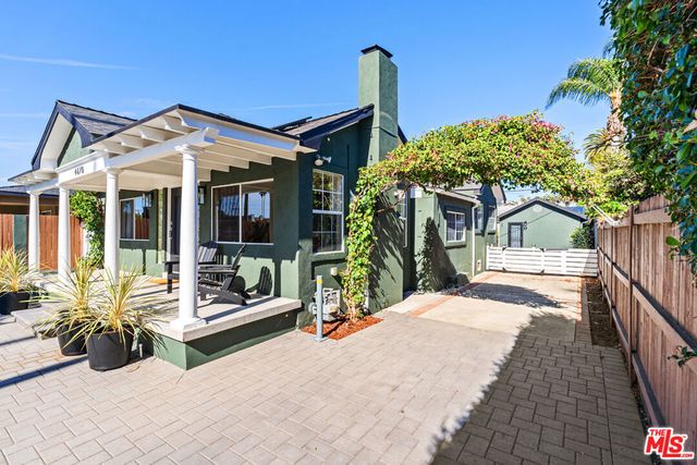 4610 3rd Avenue, Los Angeles, CA 90043