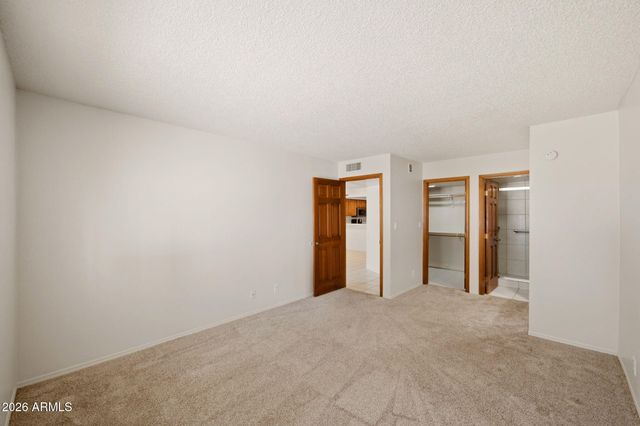2201 W UNION HILLS Drive 123, Phoenix, AZ 85027