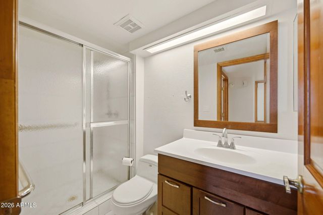 2201 W UNION HILLS Drive 123, Phoenix, AZ 85027