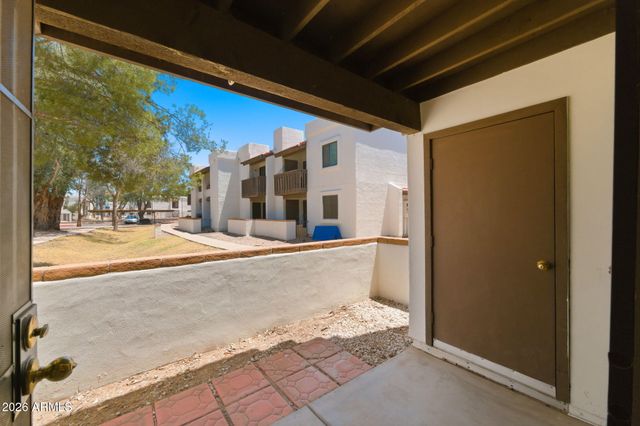 2201 W UNION HILLS Drive 123, Phoenix, AZ 85027