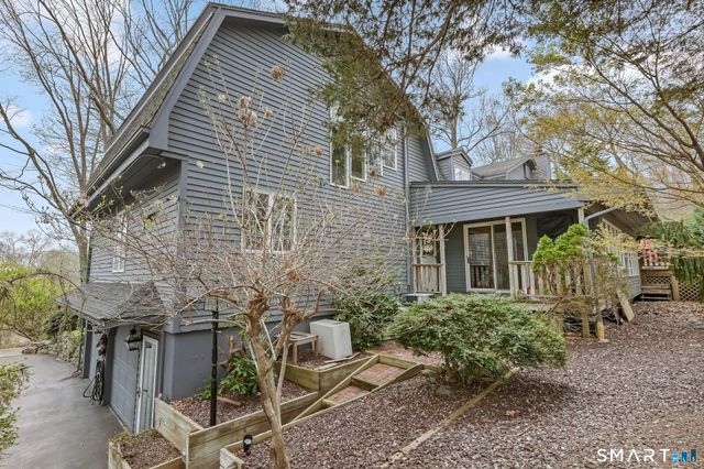 250 Tanglewood Road, Stratford, CT 06614