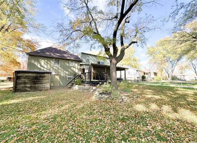 507 S Washington Street, Raymore, MO 64083