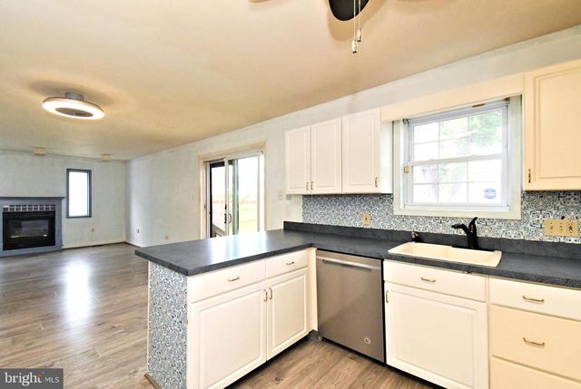 9332 TULIP ST, Philadelphia, PA 19114
